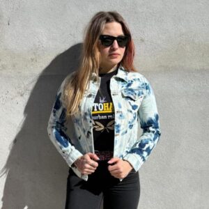 Tienda 2 CAZADORA VAQUERA DESTEÑIDA CHICA HARD TO HANDLE