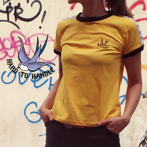 camiseta chica amarilla ribete negro hard to handle d