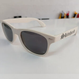 Gafas blancas skinhead