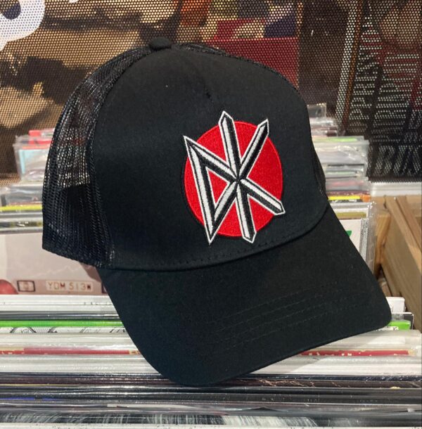 WhatsApp Image 2025-05-17 at 12.46.49 GORRA TRUCKER DEAD KENNEDYS