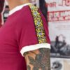 CAMISETA GRANATE RIBETE LEOPARDO CHICA HTH